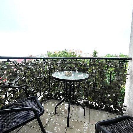 צ'יסינאו Large Apartment !!!Ciuflea Str. מראה חיצוני תמונה