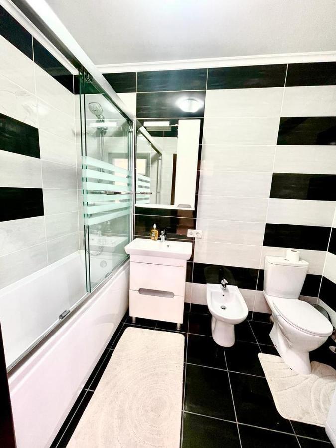 צ'יסינאו Large Apartment !!!Ciuflea Str. מראה חיצוני תמונה